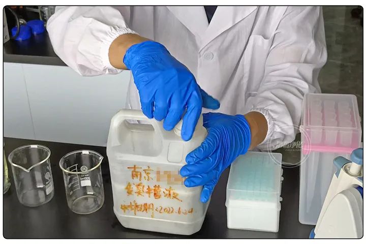 潔匠凈化·的凈工業(yè)除臭劑_切削液變質(zhì)、發(fā)臭，車間異味污染大，除臭劑該怎么選？