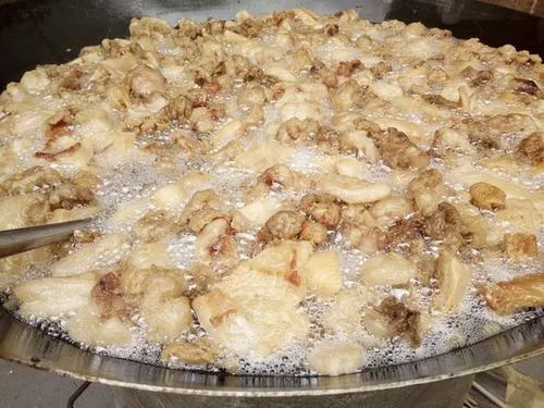 炸豬油廠油煙異味濃、刺激性大，Dejing的凈除臭劑快速除臭