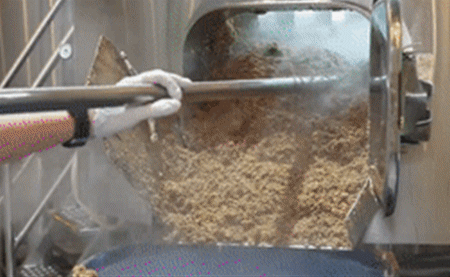 啤酒廠屢遭投訴，潔匠凈化-的凈<a href='/' style='color: blue;' target='_blank'>工業(yè)除臭劑</a>解決“惡臭味”