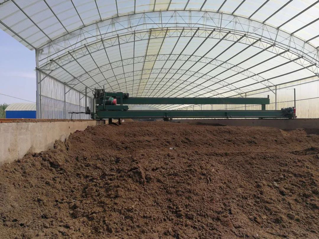 有機肥生產(chǎn)中的大量臭氣，Dejing的凈<a href='/' style='color: blue;' target='_blank'>工業(yè)除臭劑</a>怎樣處理？.jpg