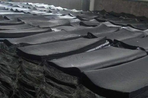 輪胎、膠帶等橡膠工業(yè)刺鼻異味，的凈除臭劑專用配方快速解決！